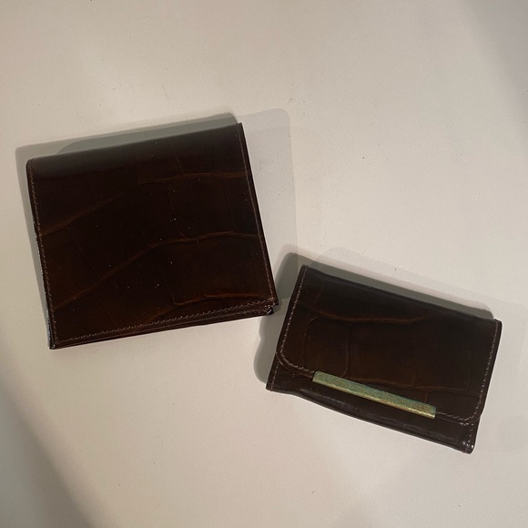 Vintage Leather Wallet and Key Case in Box Labeled “Novedades Montarray S.A.”